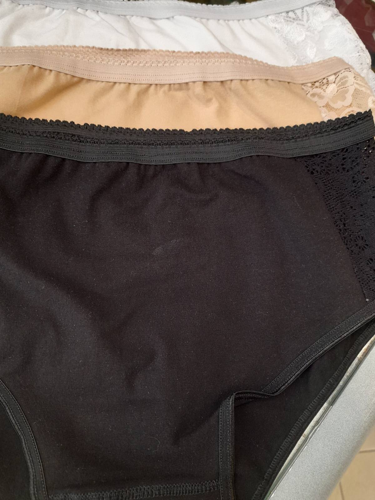 Κυλοτάκι 3/4 βαμβ/Λύκρα με Δαντέλα στα πλαϊνά #024