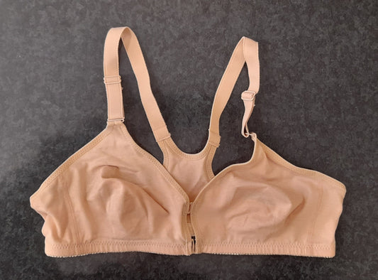 Αθλητικό βαμβακερό σουτιέν με εμπρόσθιο κούμπωμα #1024